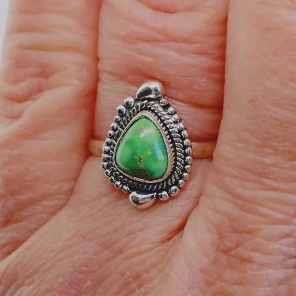 Green Emerald Valley Turquoise Sterling Silver Ring Size 7.5 Amazing Matrix - Picture 2 of 5